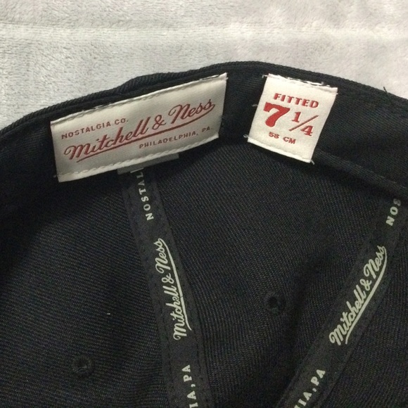 Mitchell & Ness Black and Teal San Antonio Spurs Fitted Hat - Picture 8 of 8